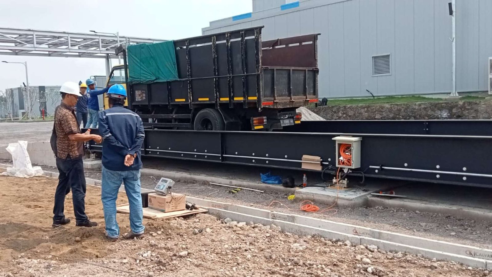 Laboratory Scale Image